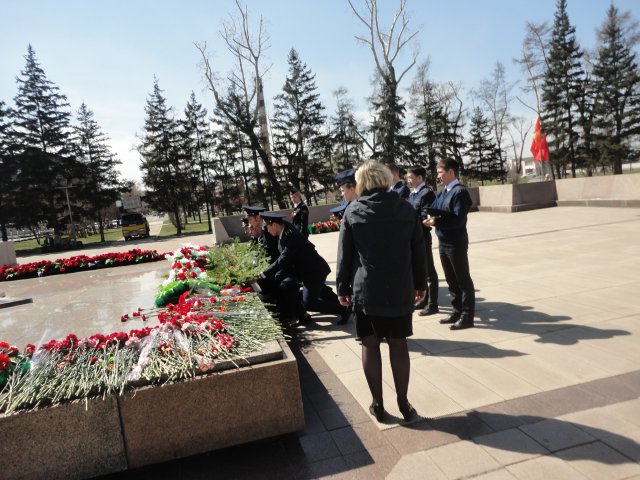 06.05.2016 - Возложение гирлянды Славы