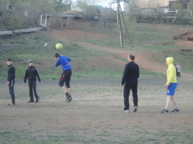 09.06.2012 - Футбольный матч, воспитание настоящих бойцов