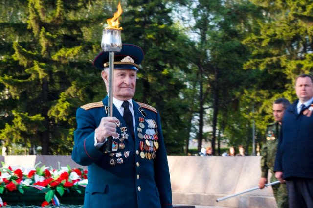 22.05.2014 - героико-патриотическая акция «Пламя гордости за Победу»