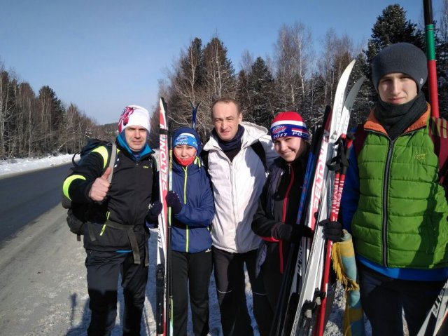 23.02.2018 - ежегодный переход по льду озера Байкал