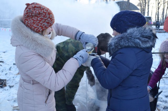 23.02.2018 - ежегодный переход по льду озера Байкал