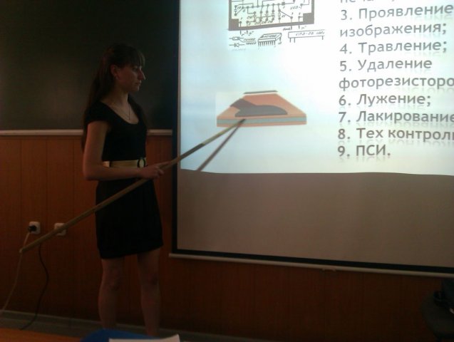 30.05.2014 студентка Хлыстова А. рассказывает технологию изготовления и испытания УНЧ на УУППО